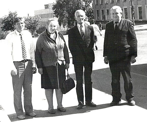 В.В. Алешкевич, Т.Я. Майорова, В.К. Гуринович, Ф.К. Абрамчик. Копыль. 1990 год